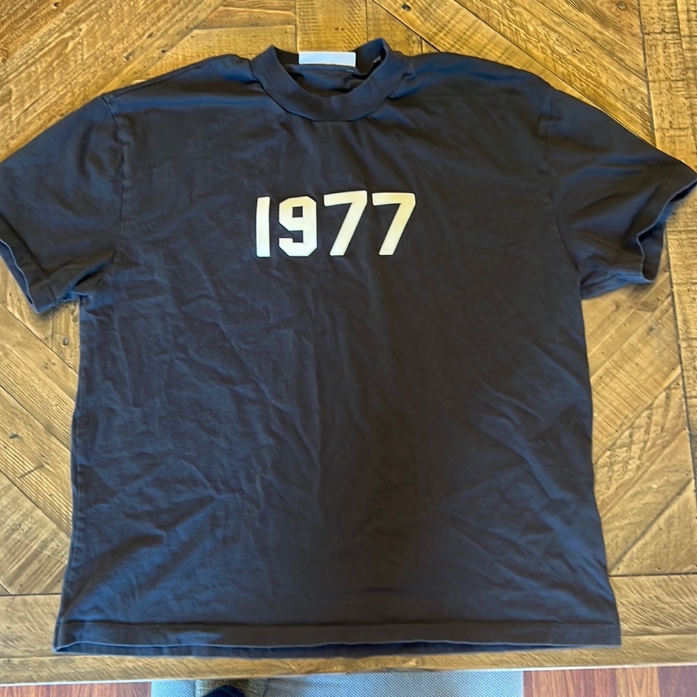 1977 Essentials Fear Of God Men’s T Shirt Size Large Navy Color
